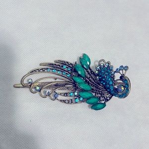 Peakcock hair clip